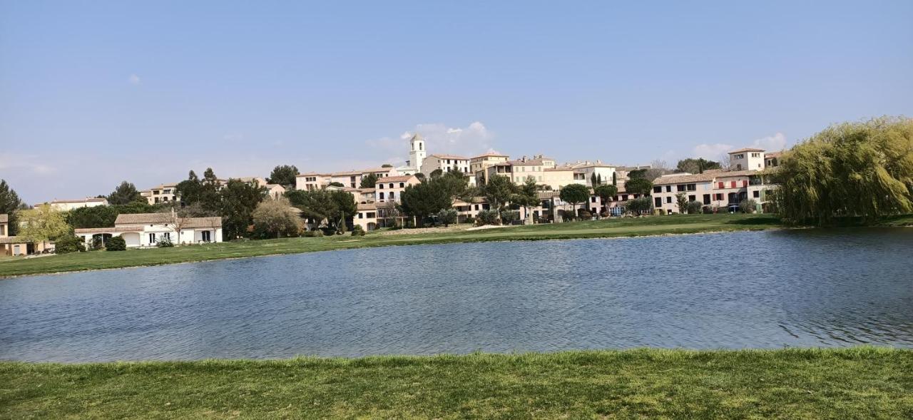 Charmant T2 Climatise Avec Belle Vue , Golf De Pont-Royal มัลล์มอร์ ภายนอก รูปภาพ