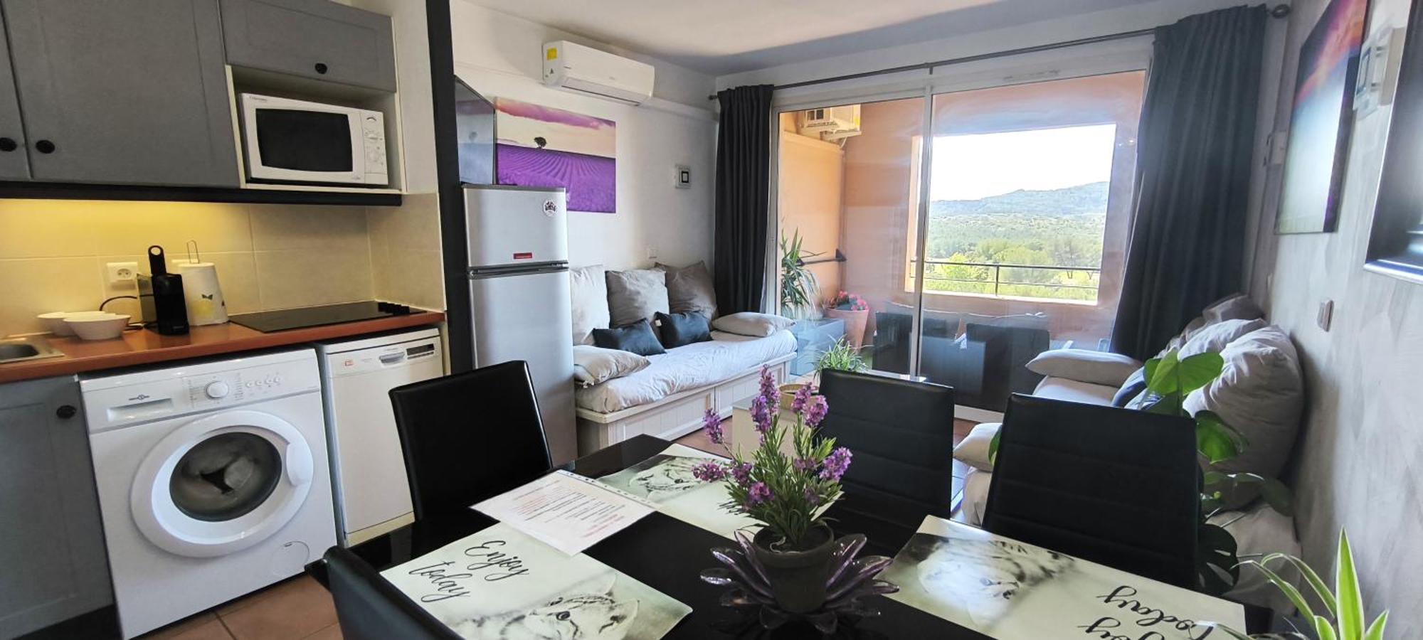 Charmant T2 Climatise Avec Belle Vue , Golf De Pont-Royal มัลล์มอร์ ภายนอก รูปภาพ